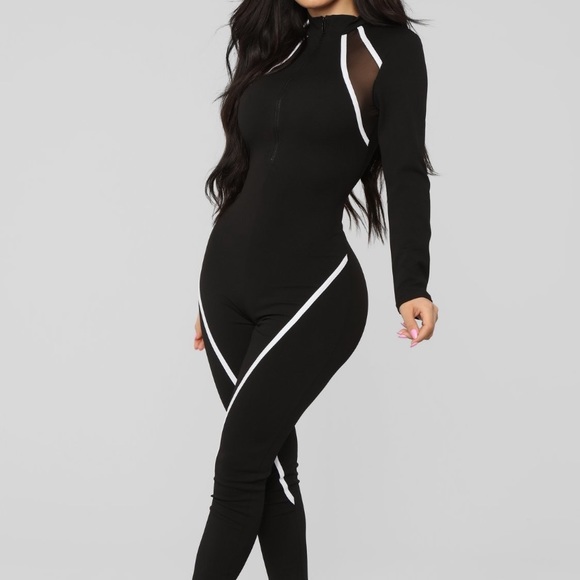 Black one piece romper outfit - Picture 4 of 10